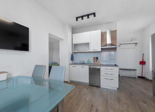 One bedroom apartment with terrace - Apartment 3